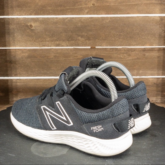 New Balance Fresh Foam Womens Size 6B - Picture 4 of 9